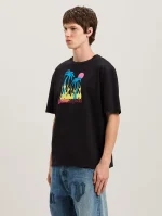 burning-oasi-slim-black-tee-2