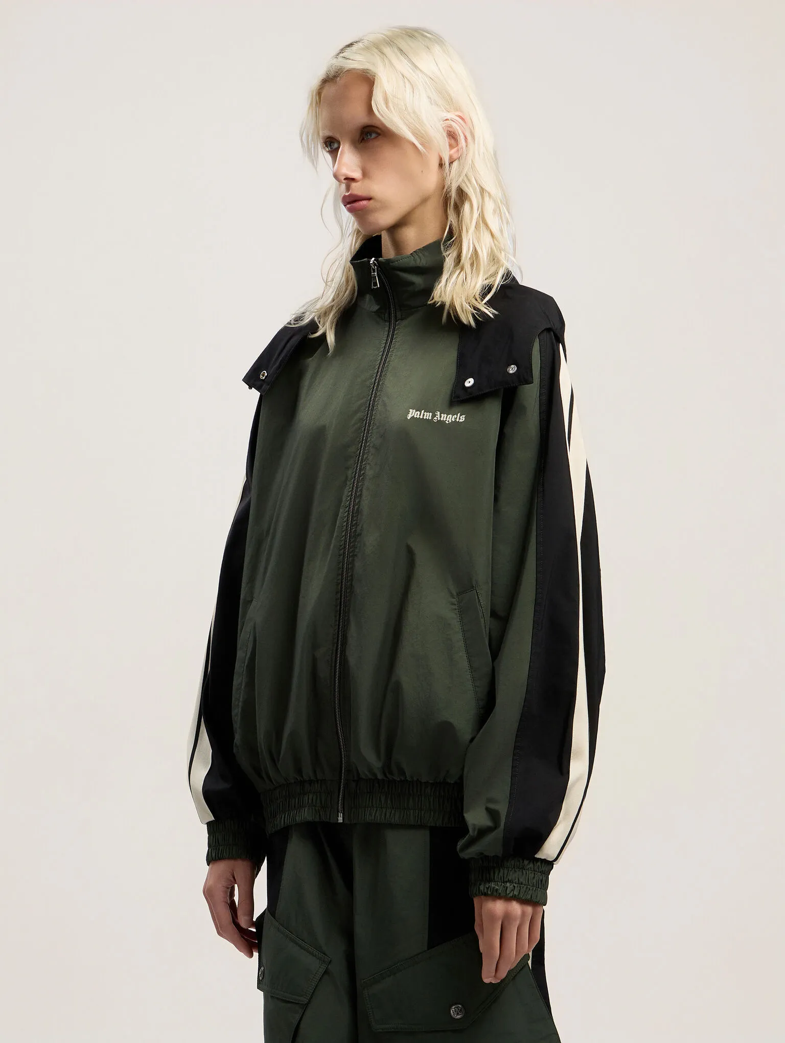 colorblock-track-windbreaker-3 colorblock-track-windbreaker-3
