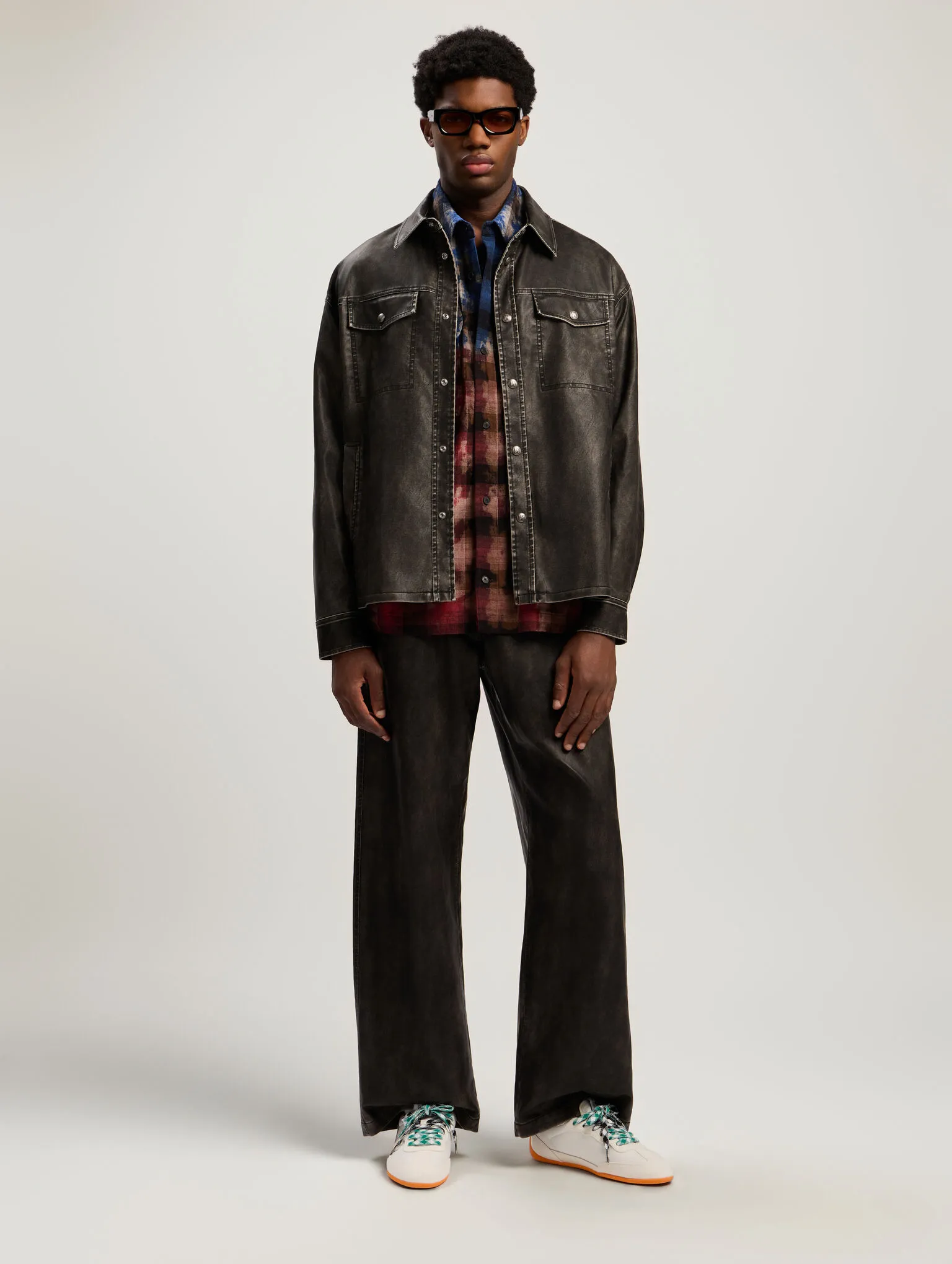 curved-logo-coated-overshirt-1 curved-logo-coated-overshirt-1