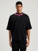 curved-logo-fuchsia-t-shirt-1