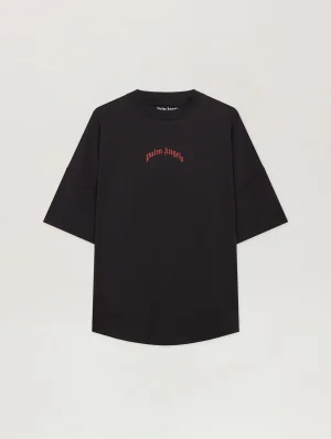 curved-logo-over-black-t-shirt