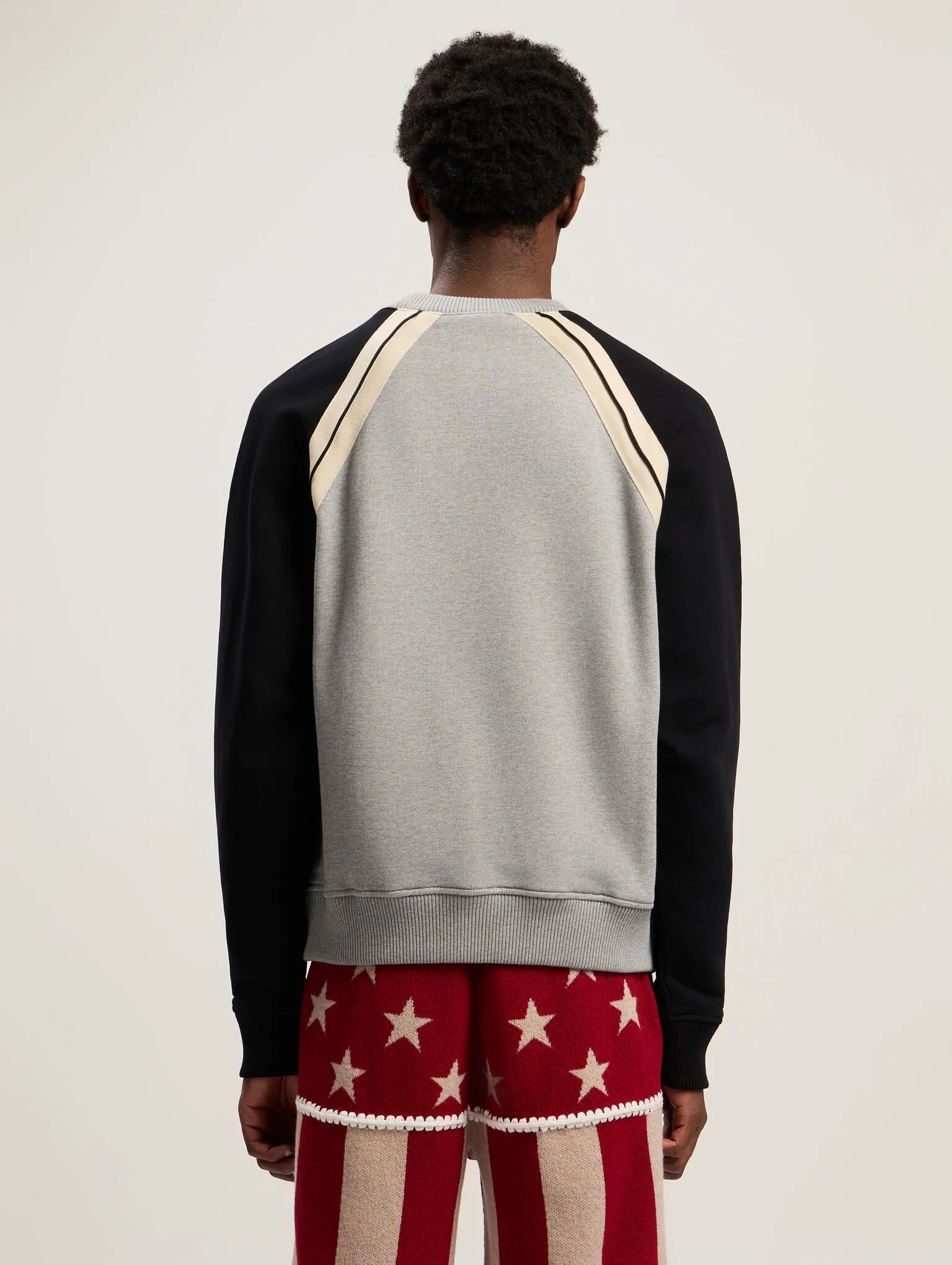 curved-logo-track-crew-3 curved-logo-track-crew-3