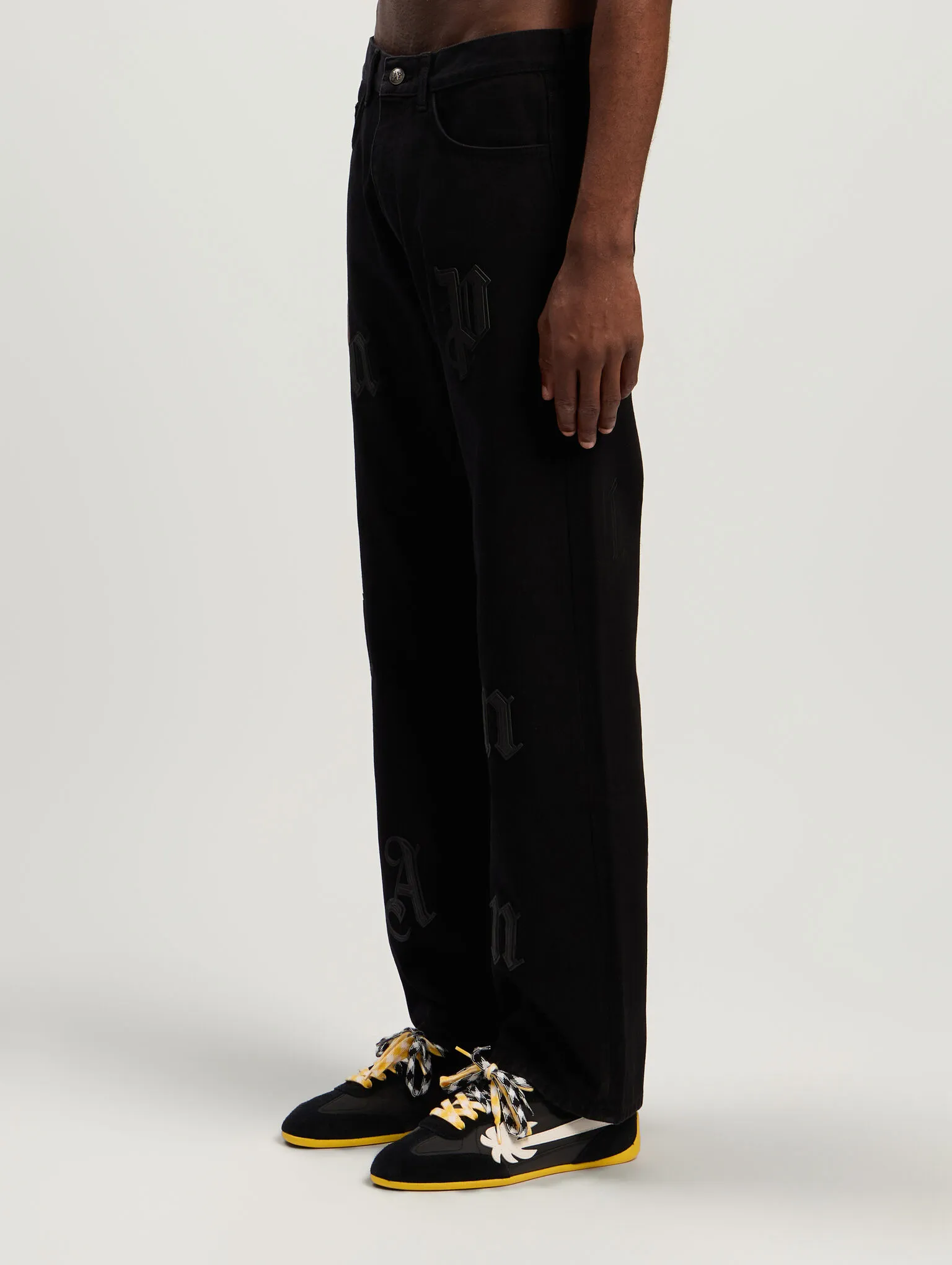 logo-patch-straight-jeans-2 logo-patch-straight-jeans-2