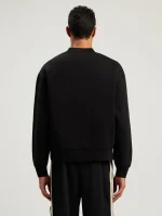 neck-logo-crew-sweatshirt-3