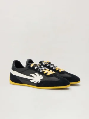 pa-5-black-sneaker-1