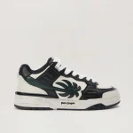 venice-worn-out-sneakers